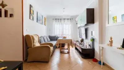 Piso en Venta La Granja 3 Dormitorios 1 Baño Reformado