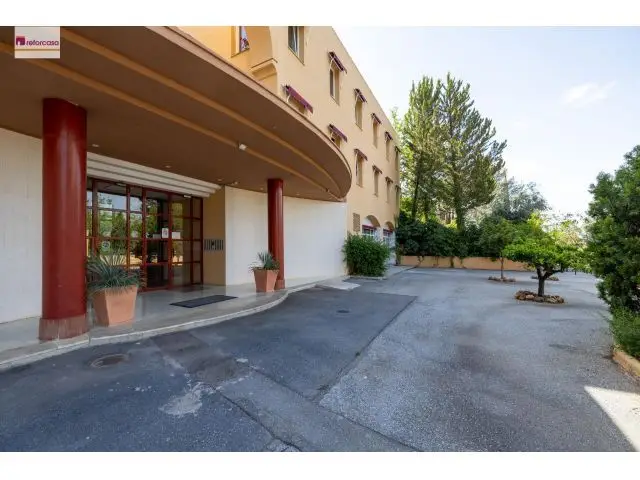 Estudio en Venta en Granada Apartahotel el Serrallo