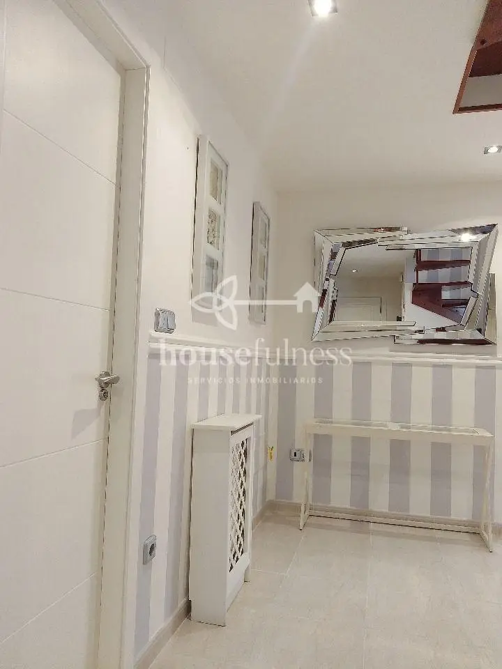 Venta Dúplex Amueblado 129m2 Naron 4 Habitaciones 2 Baños