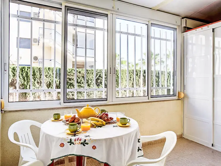 Apartamento 2 Dormitorios Denia Alquiler Cerca Playa Piscina Wifi
