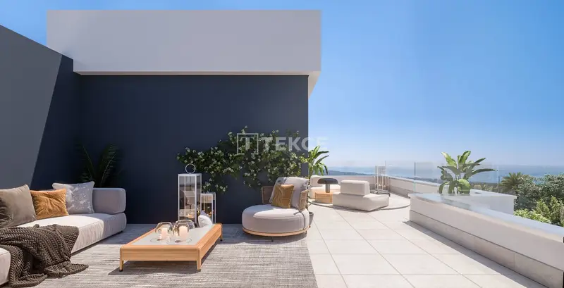 Propiedades con Vistas al Mar en Marbella Cerca del Centro