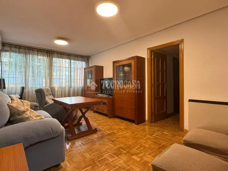 Piso en Venta Moratalaz Madrid Reformado 3 Dormitorios Cerca Metro