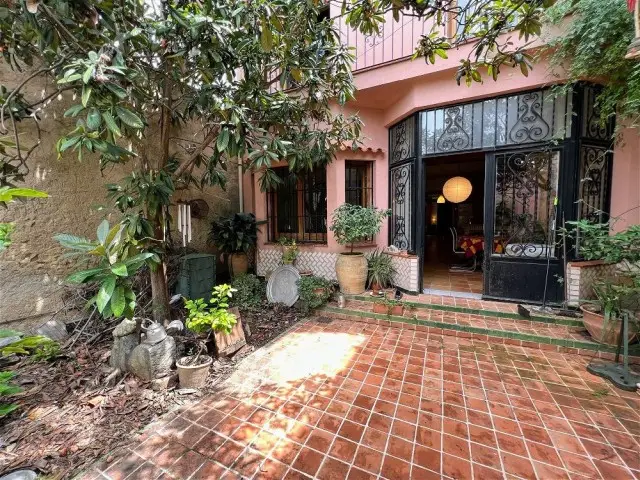Casa-Villa de 5 Dormitorios en venta Orba, España