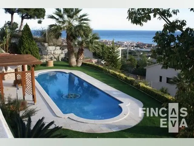 Casa Villa 5 Dormitorios Premia de Dalt