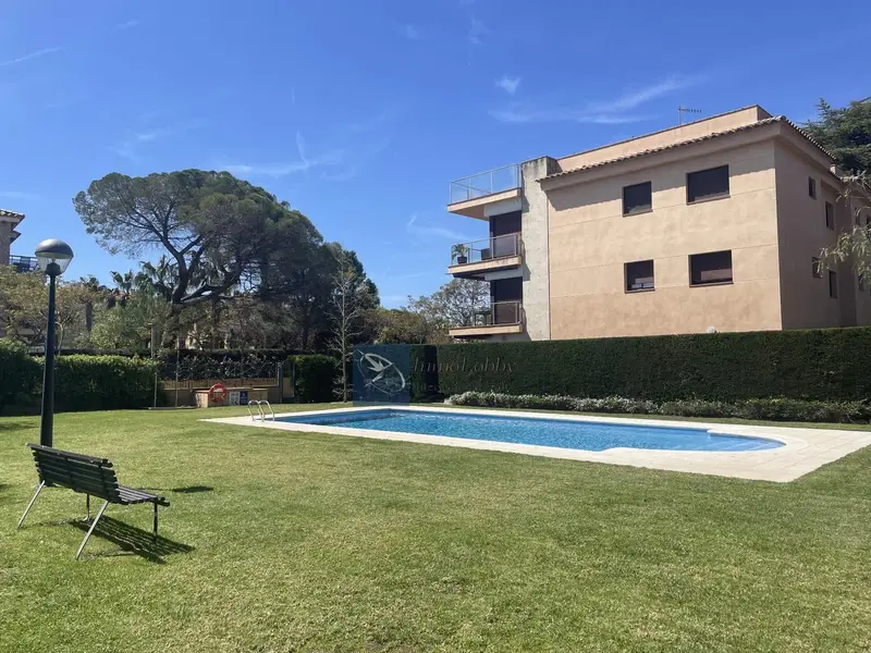 Apartamento en Playa d Aro 3 dormitorios 2 ba	nos cerca del mar