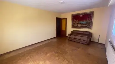 Piso en Venta en Canido 100m2 3 Habitaciones 2 Baños