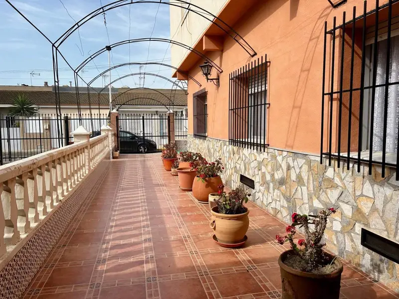 Chalet en Lo Pagan con Jardin y Solar 153m2