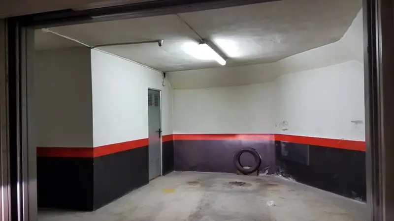 Parcela de Garaje con Trastero en Pintor Losada
