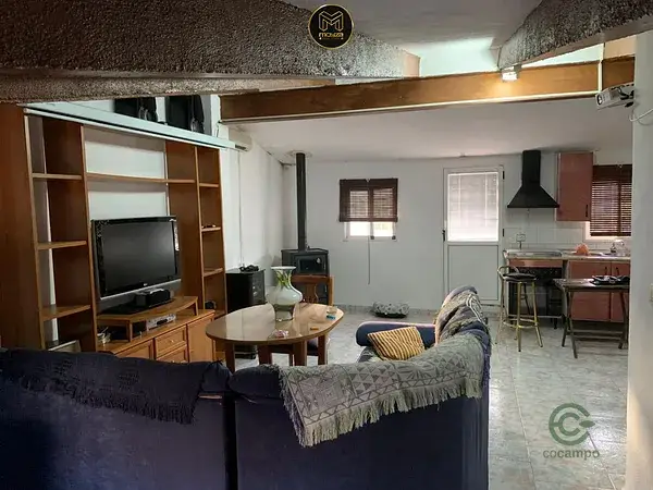 Casa Reformada en Los Villares con 3 Dormitorios y Terrazas
