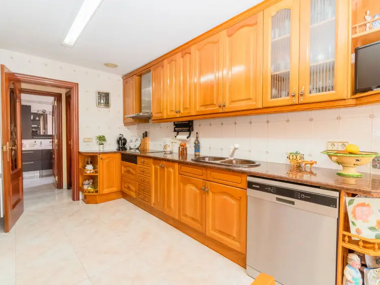 Casa Villa 4 Dormitorios Pineda de Mar