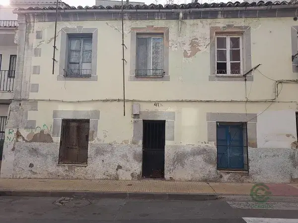 Casa para rehabilitar en Rosal de Ayala 180m2
