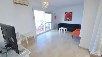 Apartamento en Alquiler Estepona Terraza Vistas al Mar Montaña