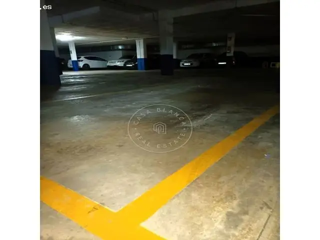 Garaje en Venta Lloret de Mar Fenals 15m2 Puerta Automatizada