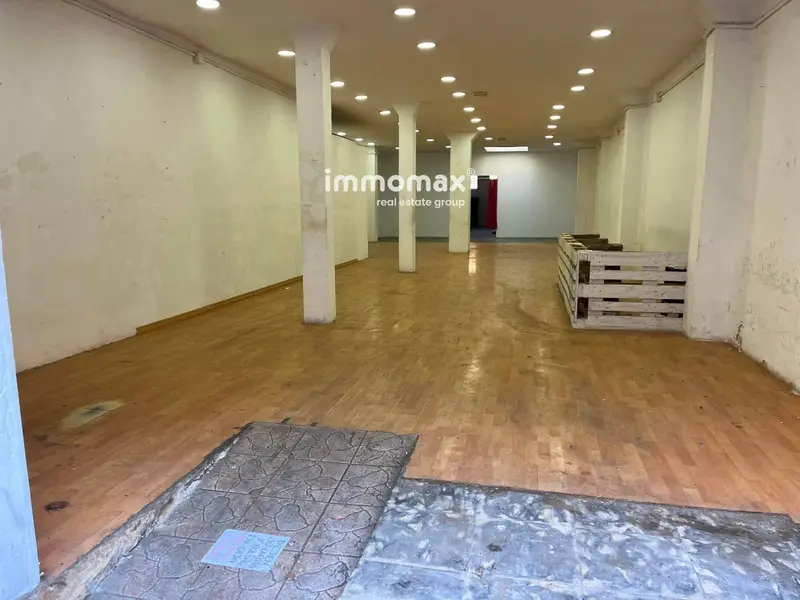 Local Comercial en Alquiler Sabadell Zona Creu Barbera 258m2