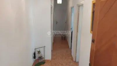 Piso en Venta en Montijo 5 Dormitorios 2 Baños 90m²