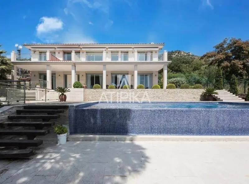 Chalet de Lujo en Venta en Cabrils Barcelona