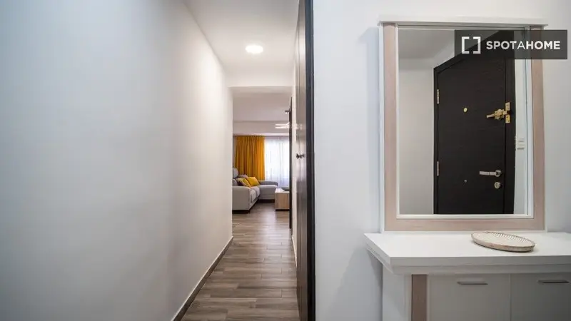 Apartamento 3 dormitorios 1 ba																								
																												
																												
																												
																												
																												
																												
																												
																												
																												
																												
																												
																												
																												
																												
																												Valencia