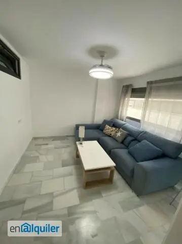 Piso Reformado en Armilla con Garaje y Piscina