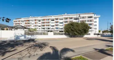 Apartamento en Alquiler Los Álamos Cerca de la Playa