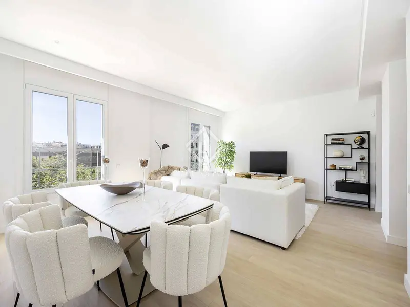 Apartamento en venta en Barcelona ciudad 132m2 3 dormitorios 2 baños
