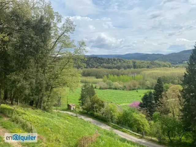 Alquiler Casa Amueblada con Terraza en Entorno Rural