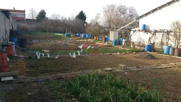 Pabellon 600m2 con terreno 04ha y huerto Burgos Miranda de Ebro