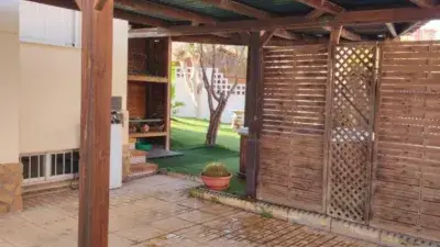 Casa en Venta Almerimar 4 Dormitorios Jardin Piscina