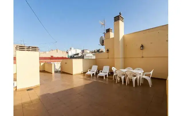 Ático en Plá de Alicante cerca de Plaza de Toros y MARQ
