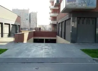 Garaje en venta en Salt 13m²