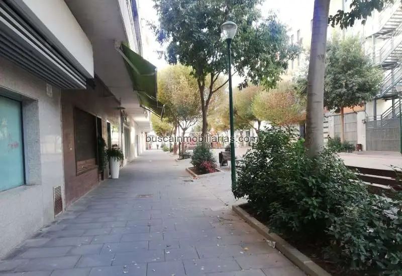 Local Comercial en Venta Gand"+ia 251m2 Zona Renfe Centro