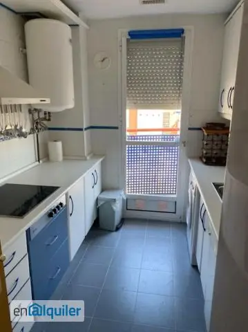 Alquiler piso Sevilla Este: Amueblado con Terraza y Garaje