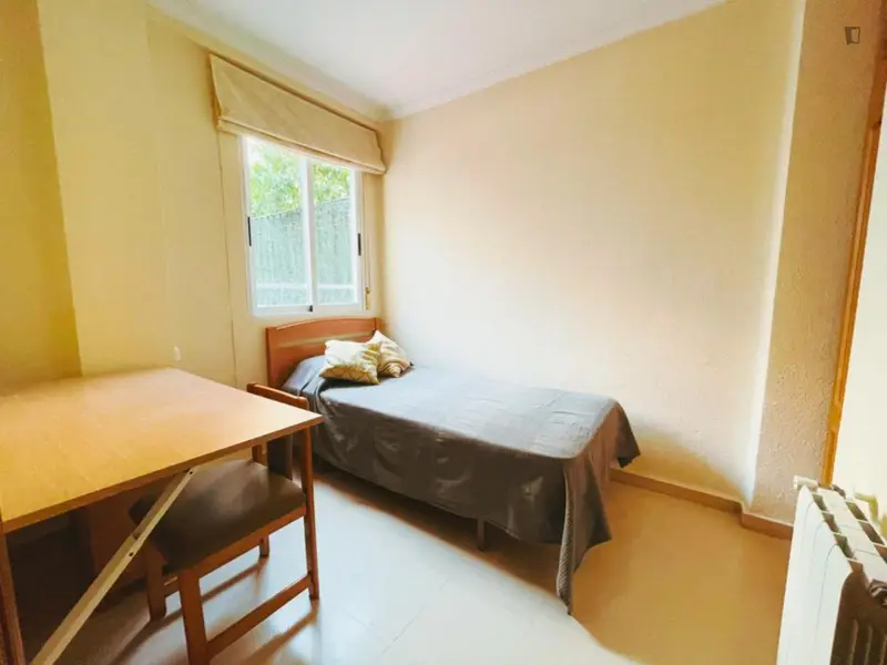Habitacion individual con ba
o privado en piso compartido