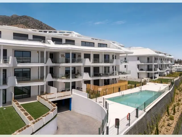 Apartamento 3 Dormitorios Lujo Higueron Costa del Sol