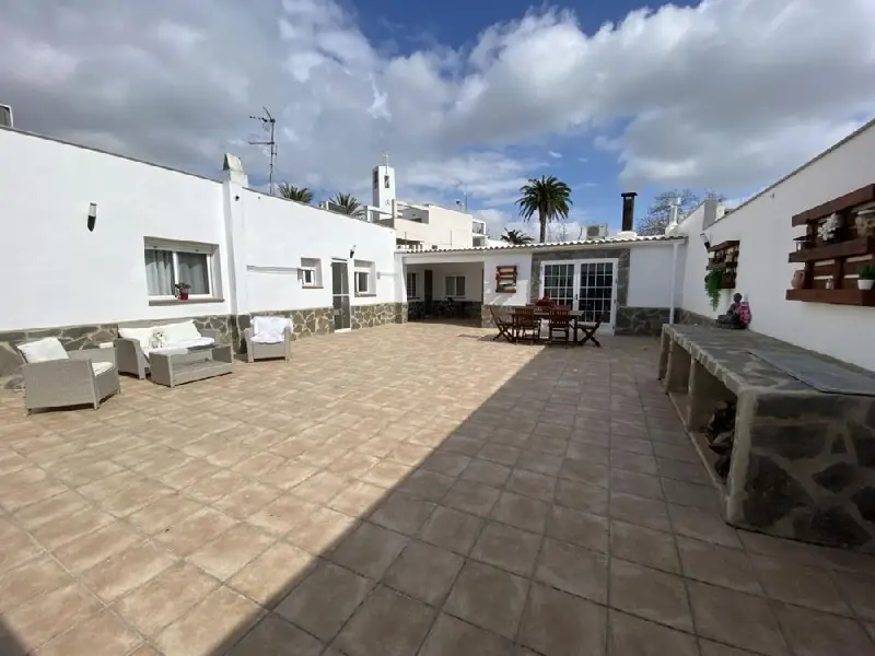 Venta Villa con Garaje Amposta - Negocio Turistico