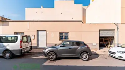 Casa adosada en venta en Calle Cdad. Real