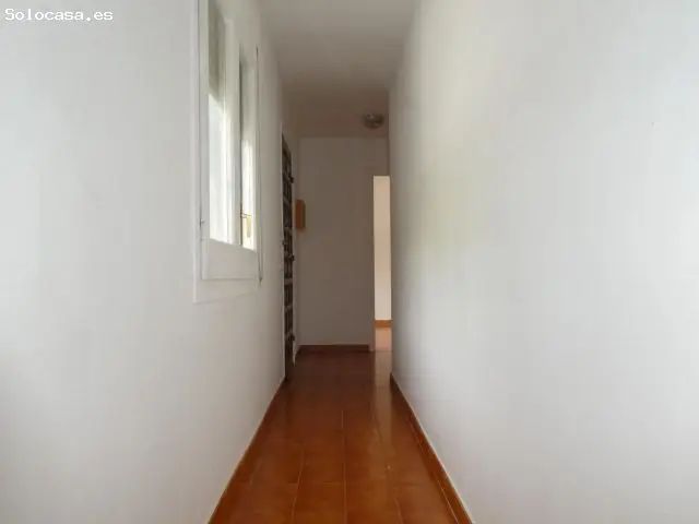 Casa en Vilanova con Vistas a la Montaña y Terreno
