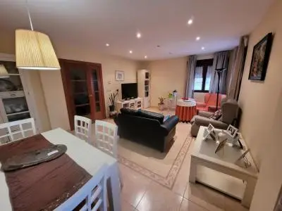 Chalet en Arrabal de Portillo con Garaje y Terraza