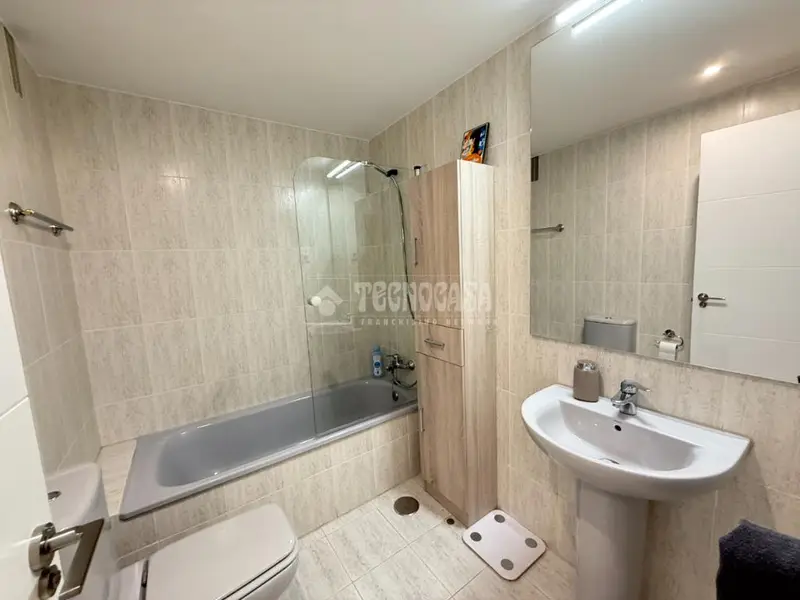 Piso en Venta Tres Cantos Primera Fase 3 Dormitorios 2 Garajes Piscina