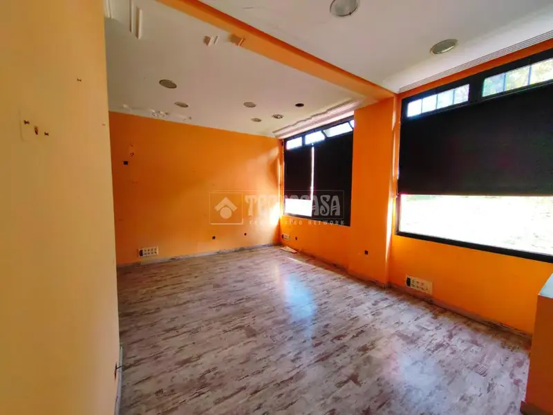 Local comercial en venta en Tres Cantos