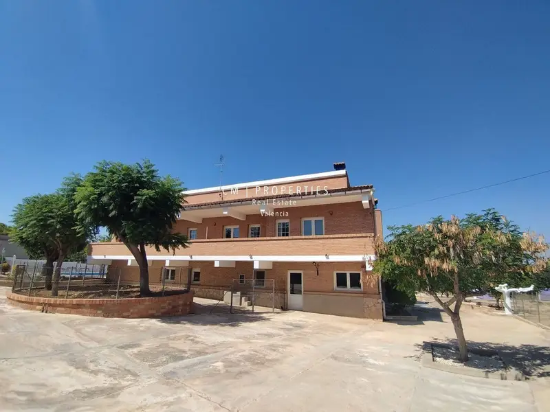 Chalet en Venta Valencia Dos Viviendas Parcela 5700m2