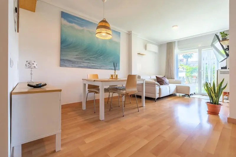 Apartamento en Cubelles cerca de la playa con piscina