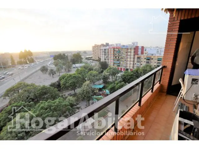 Piso en Mislata para Reformar 103m2 Exterior Luminoso Dos Balcones