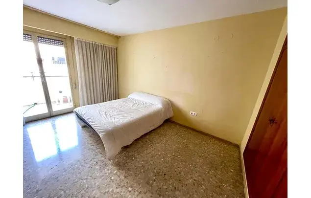 Habitaci
ón 120m² Castelló de la Plana Estancia Media Larga
