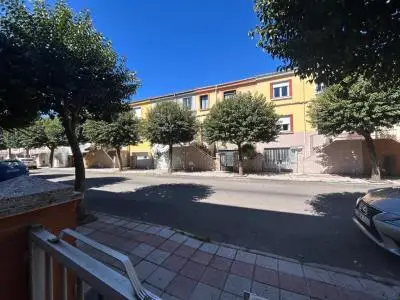 Chalet Adosado en El Ejido Leon para Reformar