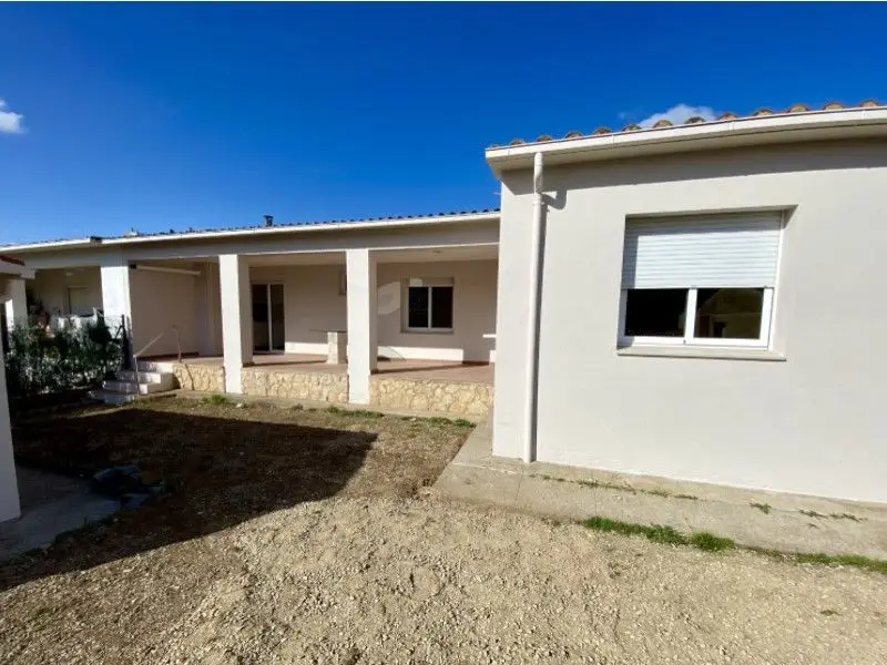 Venta Adosado 3 habitaciones Besalú - Ref CHB 25176
