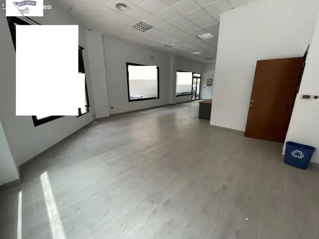 Local Comercial 300m2 Zona Industria Oficinas