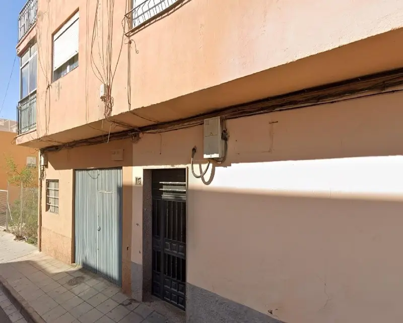 Piso 82m² 4 habitaciones 3 baños Almería