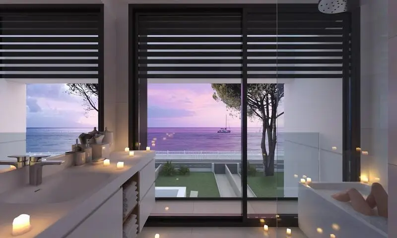 Villa de Lujo en Primera Linea de Playa Muchavista