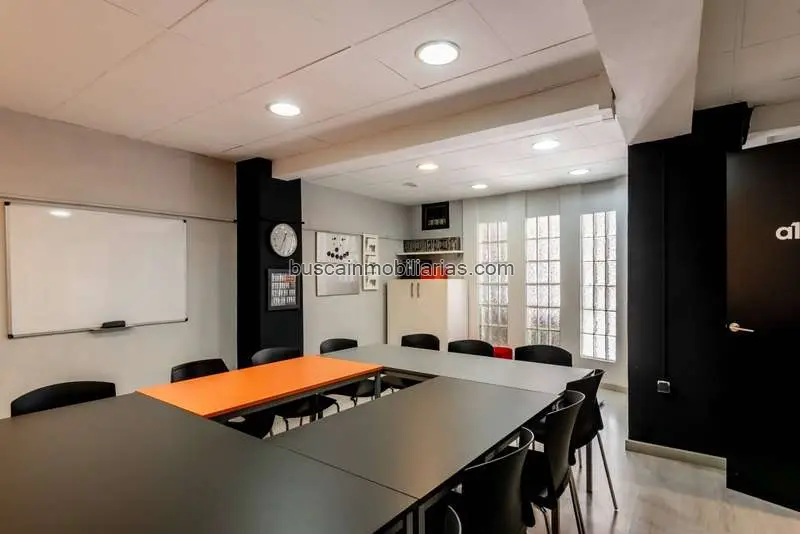 Oficina en venta en L Hospitalet de Llobregat 142m²