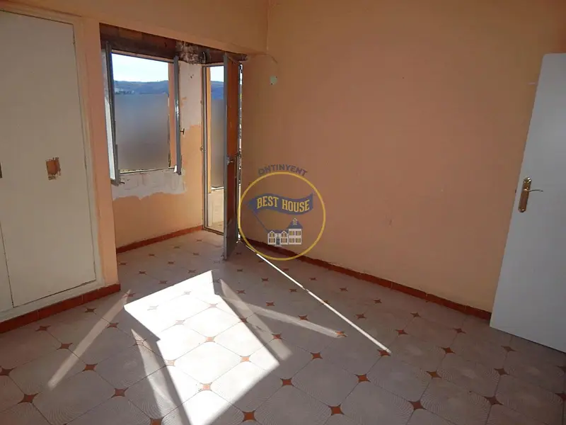 Piso en venta Ontinyent a reformar 50m2 Vistas despejadas